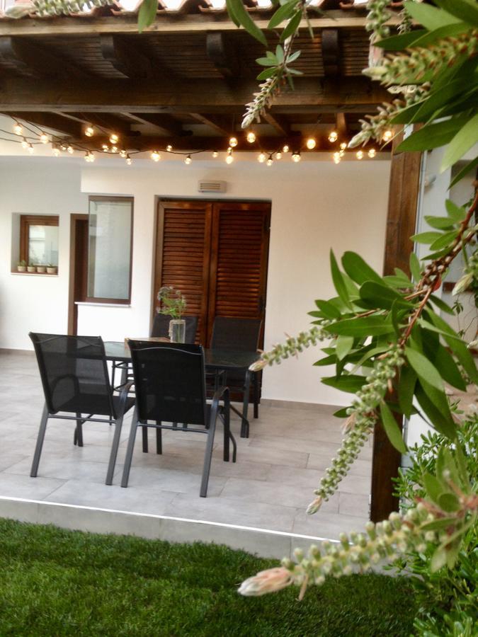 Beach House Nikiti מראה חיצוני תמונה